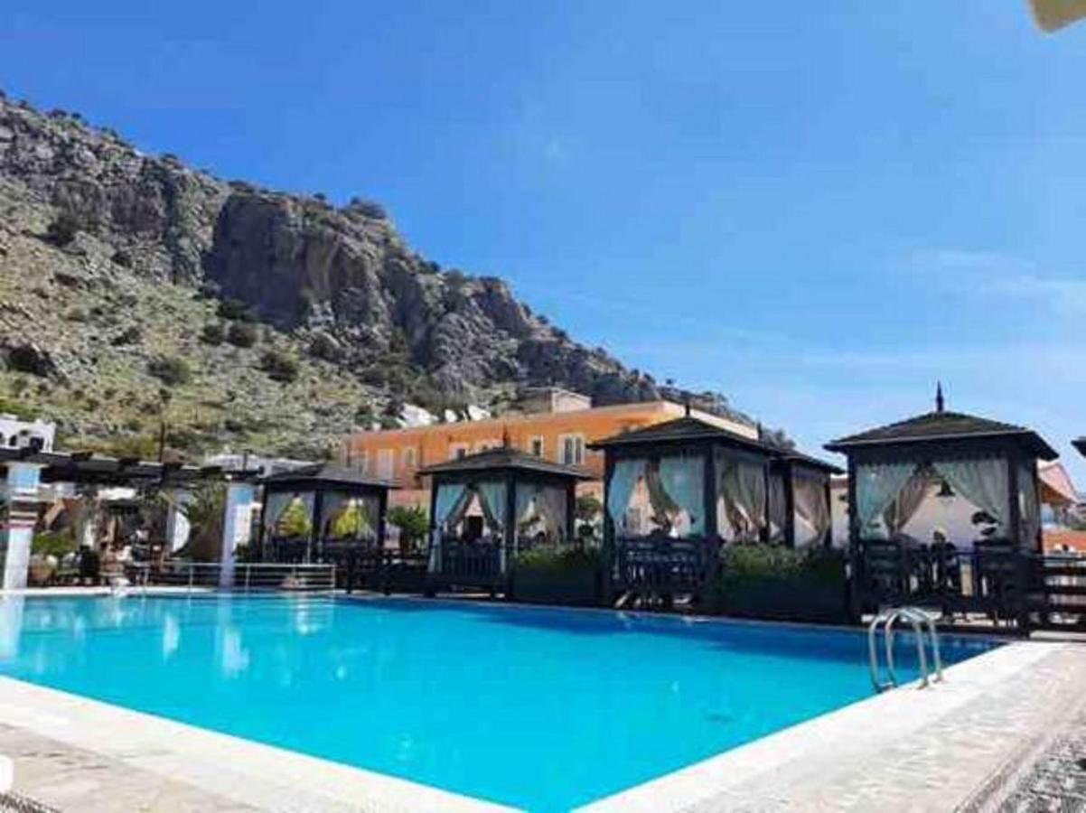 Coralli Apartments Pefki Екстериор снимка