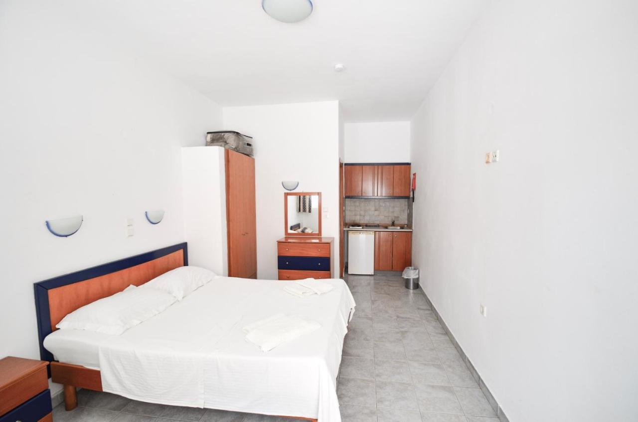 Coralli Apartments Pefki Екстериор снимка
