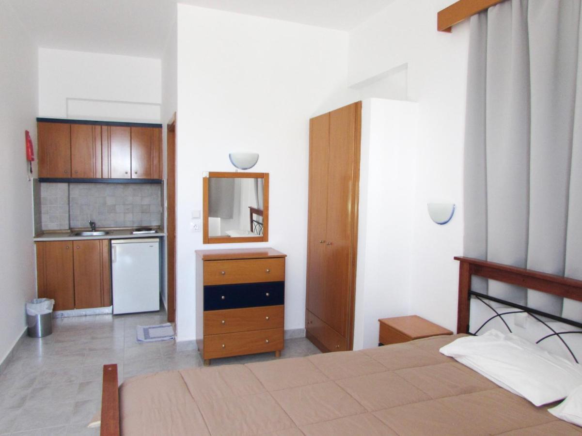 Coralli Apartments Pefki Екстериор снимка